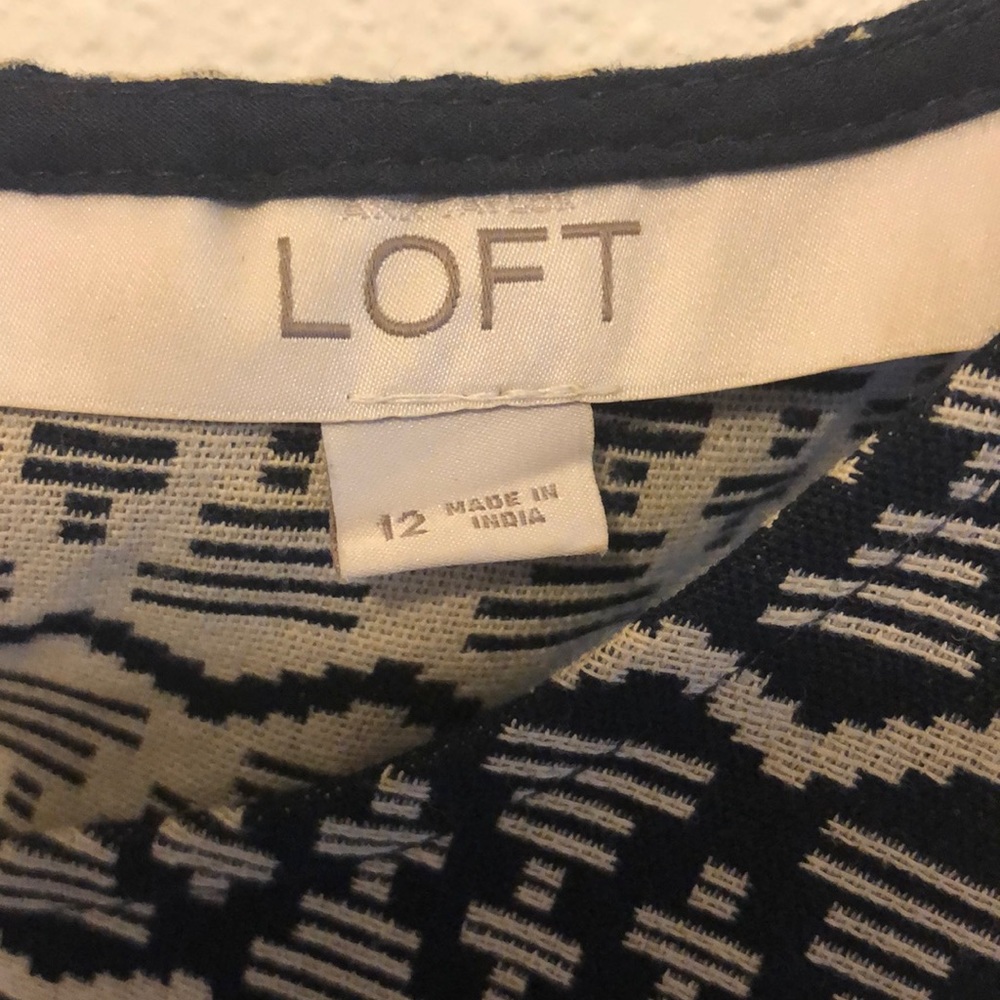 Loft size 12 dress. Like new. - Picture 2 of 5